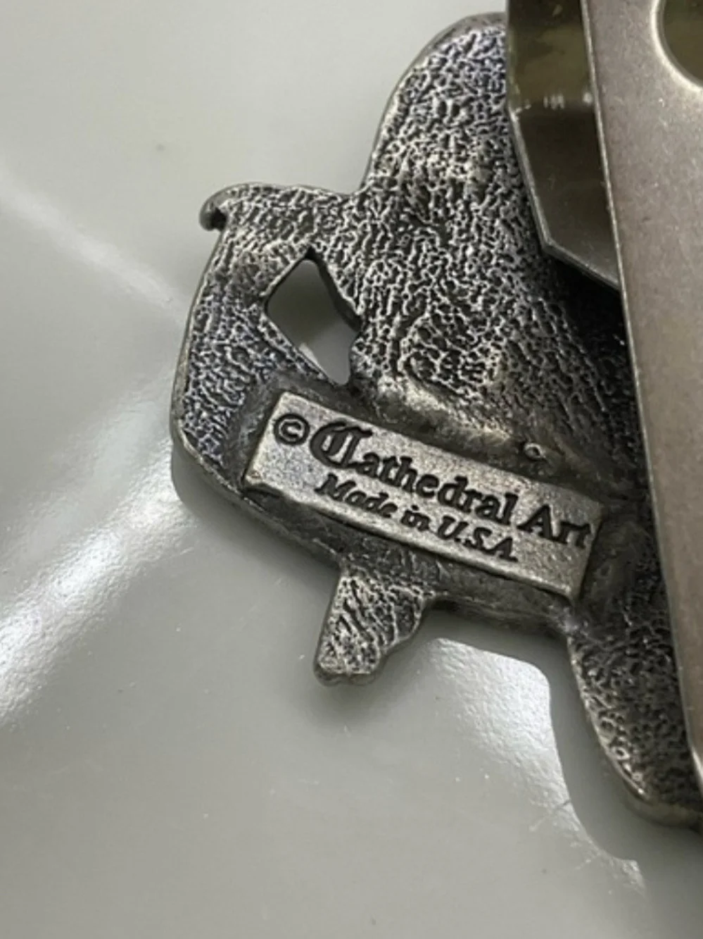 Vintage cathedral art pewter guardian angelvisor clip